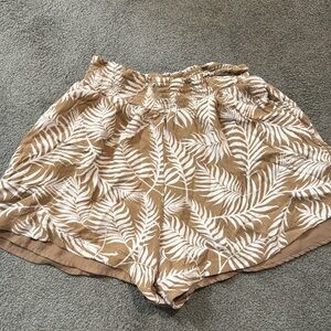 Know Rose Vacation Shorts